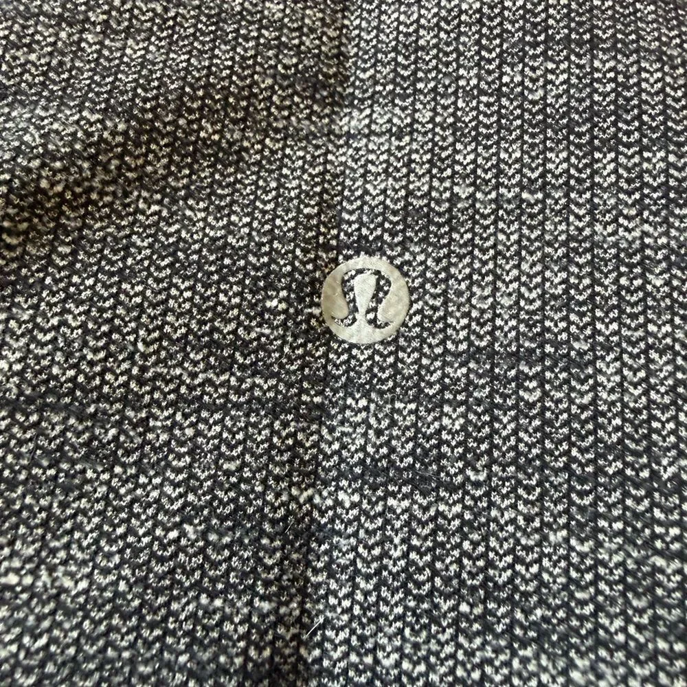 Size 4 31 inch inseam Lululemon Wunder Under high waist Legging gray